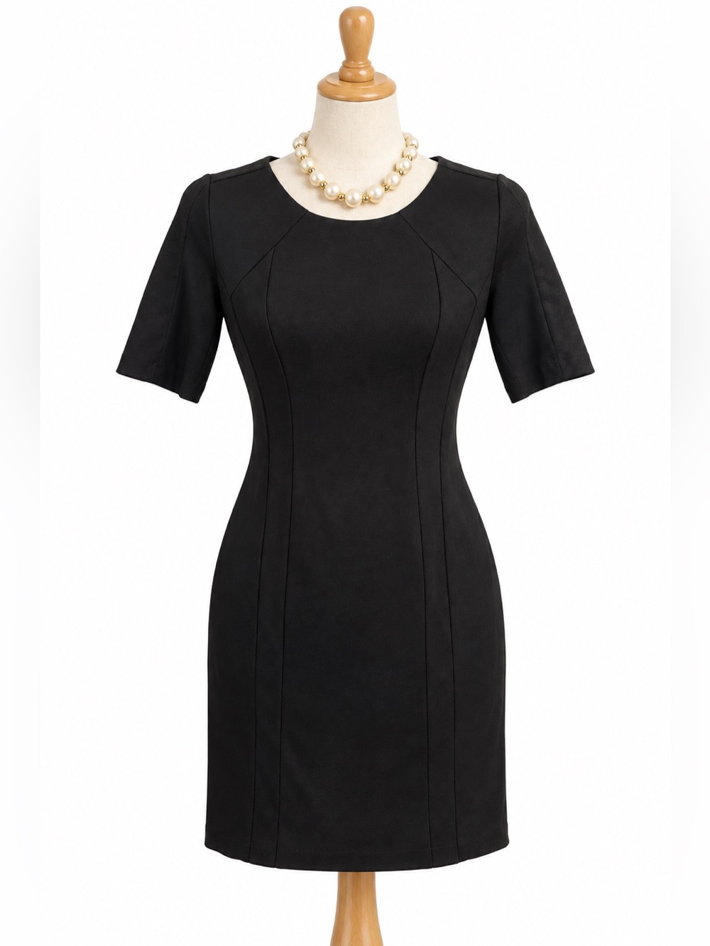 attention Black Short-Sleeve Sheath Dress